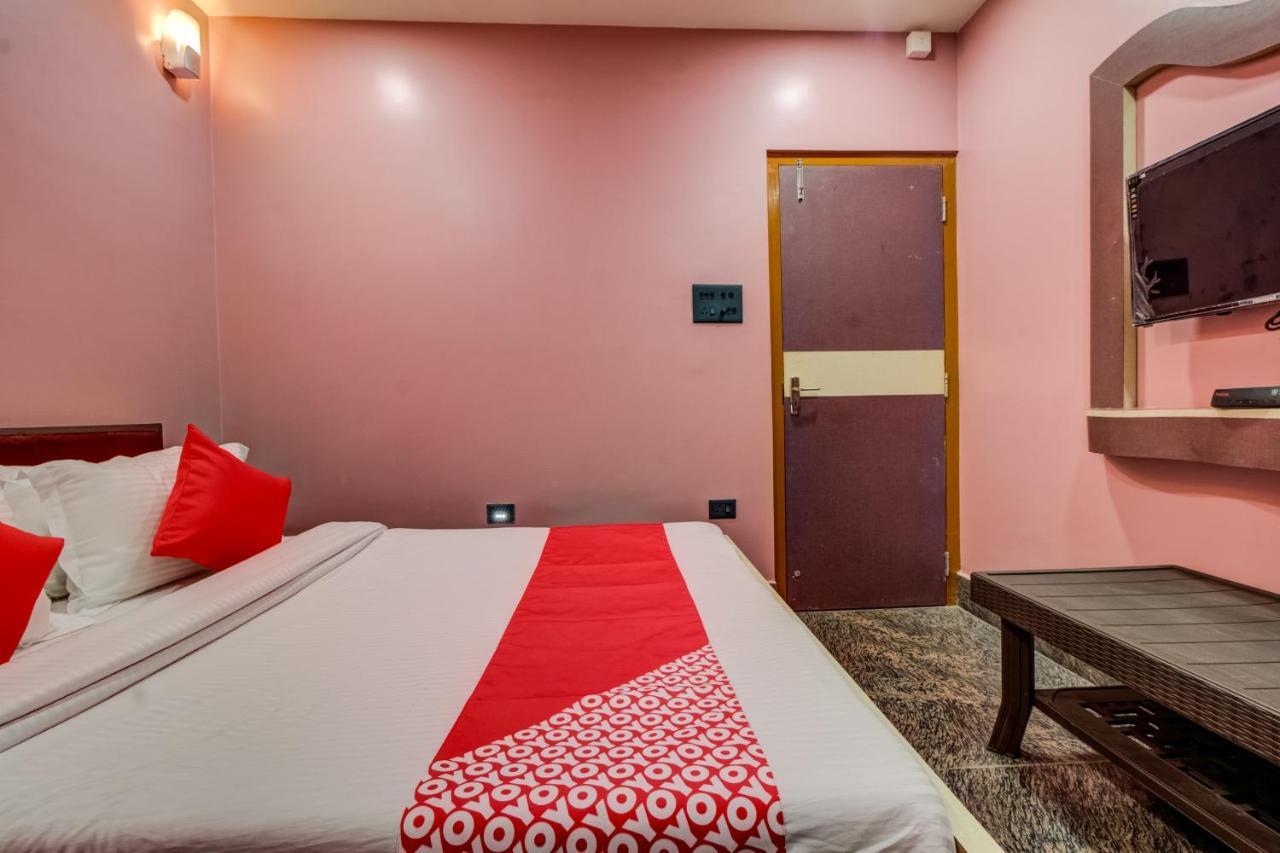 Oyo 16871 Anant Home Stay Шиллонг Экстерьер фото