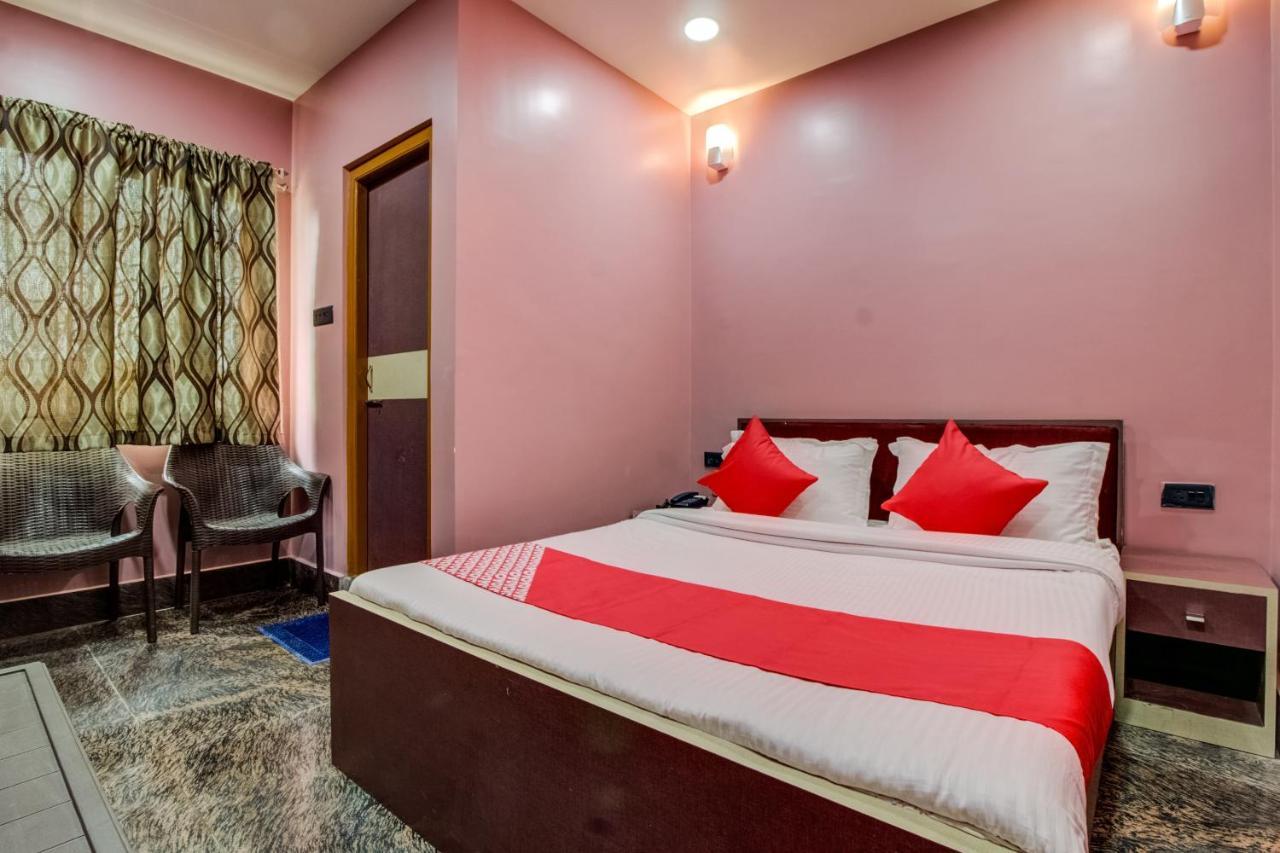 Oyo 16871 Anant Home Stay Шиллонг Экстерьер фото