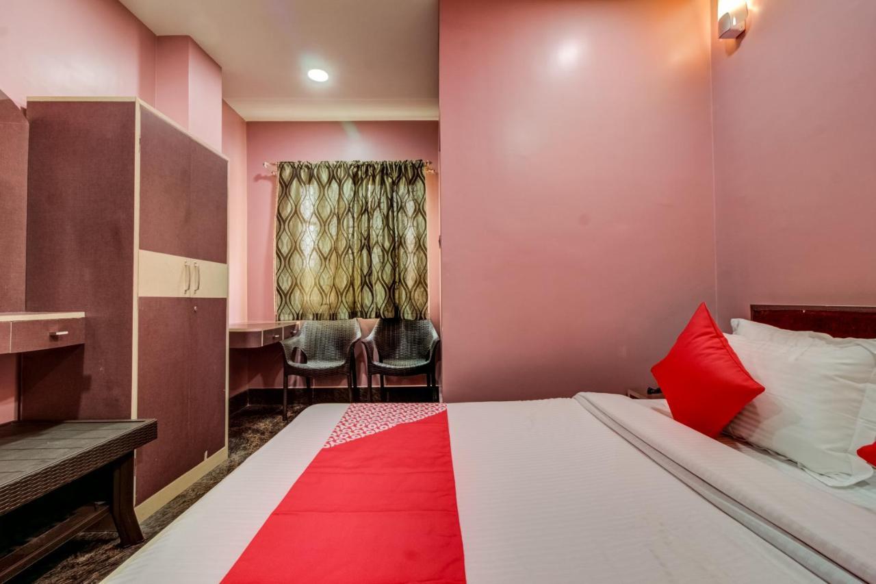 Oyo 16871 Anant Home Stay Шиллонг Экстерьер фото
