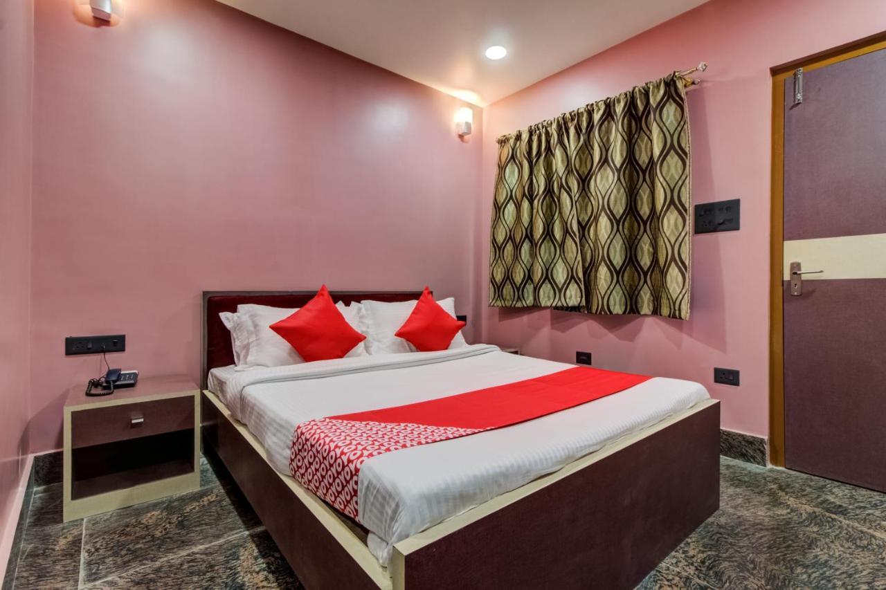 Oyo 16871 Anant Home Stay Шиллонг Экстерьер фото